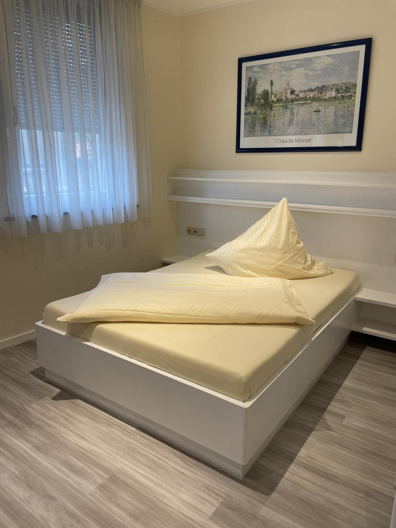 Hotel Koenig Humbert Erlangen Extérieur photo